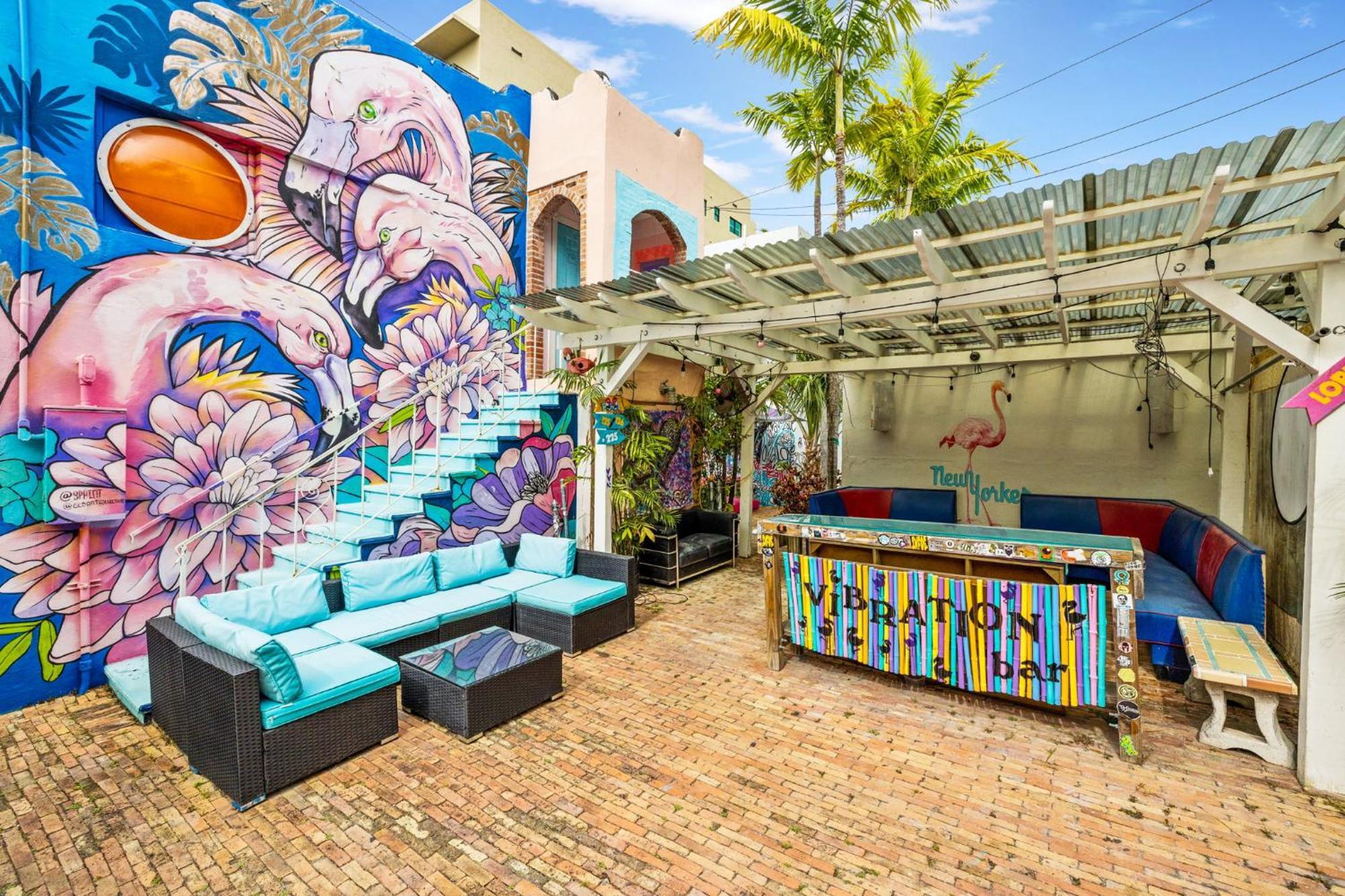 The New Yorker Hotel Miami Eksteriør bilde