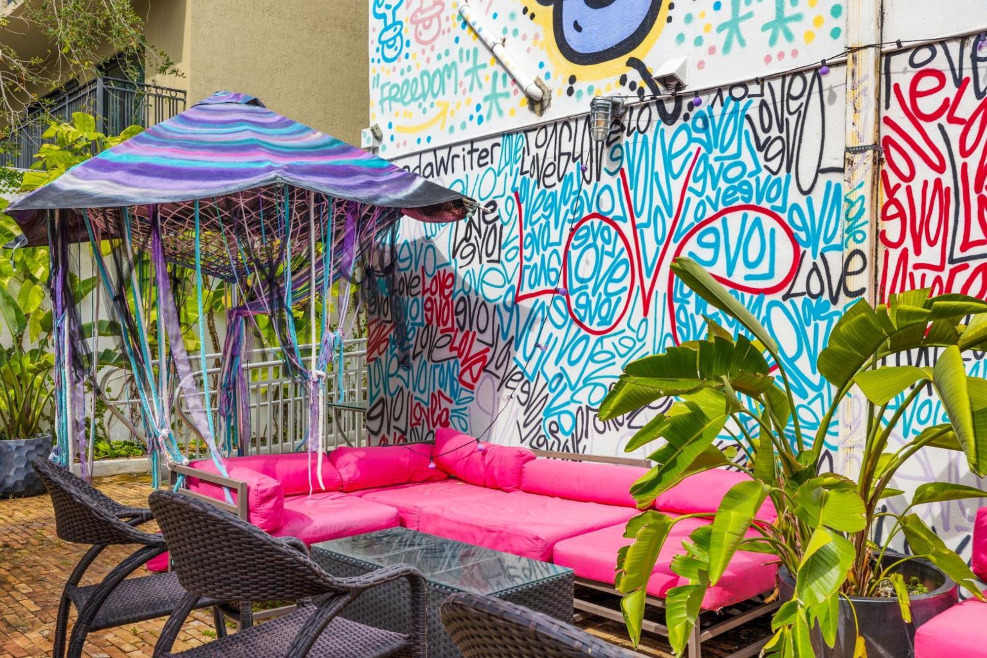 The New Yorker Hotel Miami Eksteriør bilde